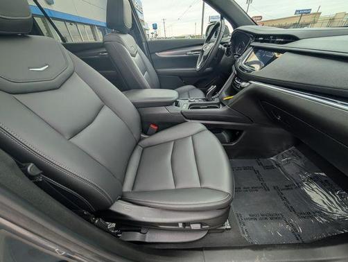 2021 Cadillac XT6 Luxury FWD