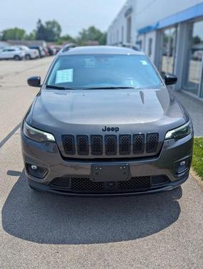 2023 Jeep Cherokee Altitude Lux