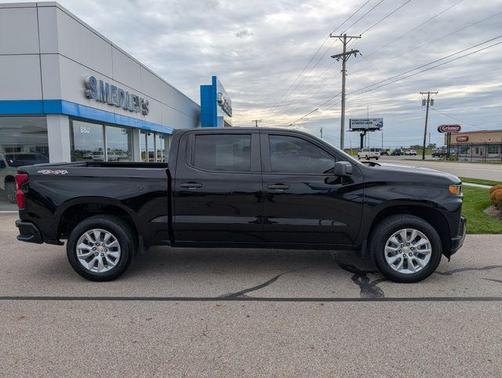 Black 2020 Chevrolet Silverado 1500 Custom