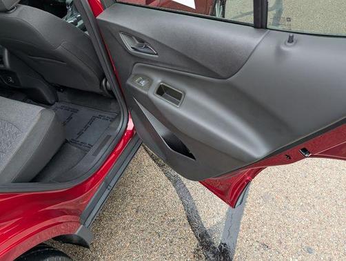 Radiant Red 2023 Chevrolet Equinox 1LT