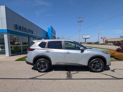 Brilliant Silver Metallic 2024 Nissan Rogue SV