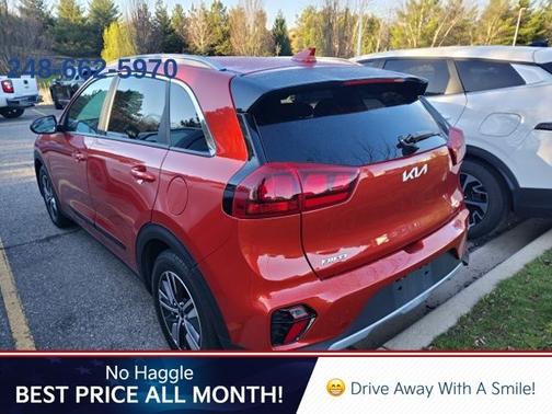 Solar Orange 2022 Kia Niro LXS