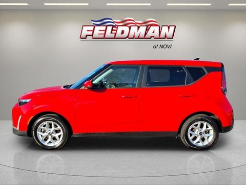 Inferno Red 2024 Kia Soul LX