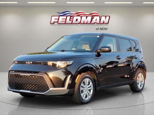 Black 2023 Kia Soul LX Hatchback
