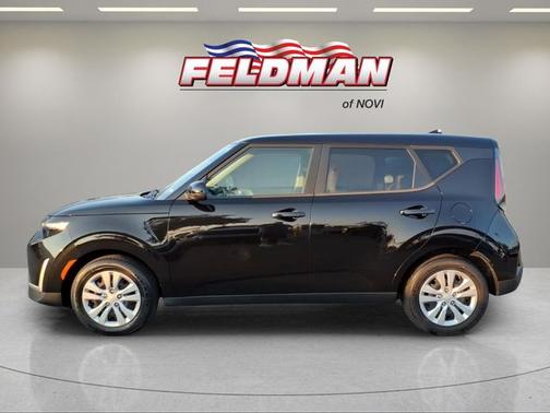 Black 2023 Kia Soul LX