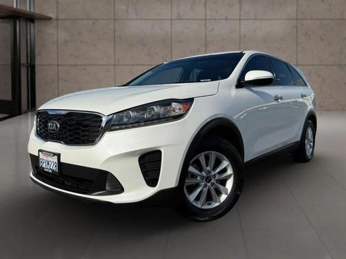 Snow White Pearl 2020 Kia Sorento LX