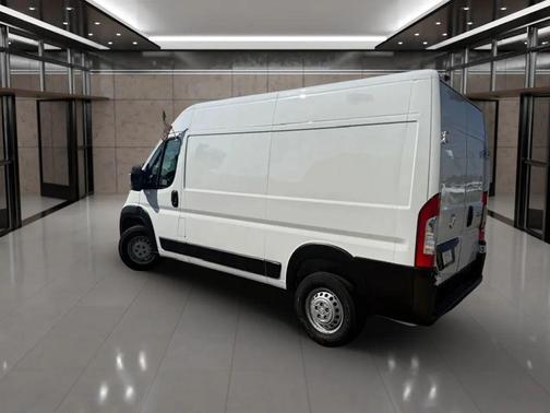 2025 RAM ProMaster 2500 Tradesman