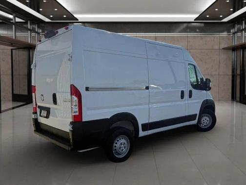 2025 RAM ProMaster 2500 Tradesman