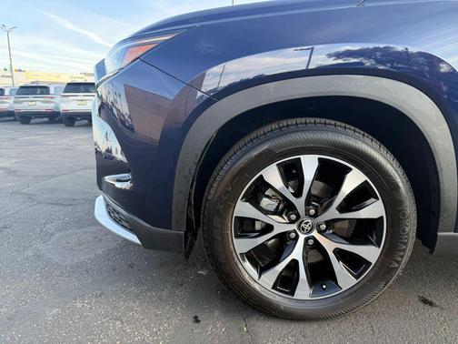 2025 Toyota Grand Highlander Hybrid Limited MAX