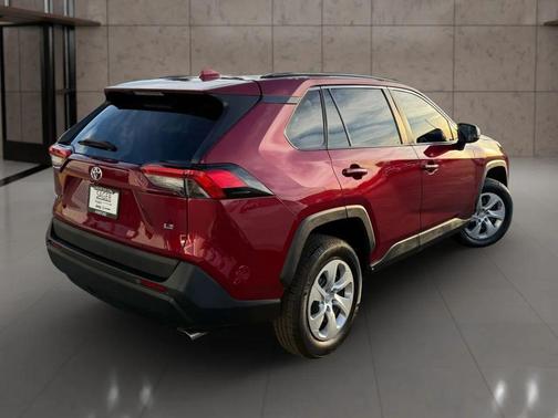 Ruby Flare Pearl 2021 Toyota RAV4 LE