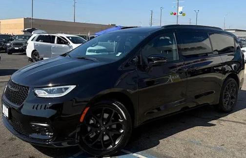 2026 Chrysler Pacifica L