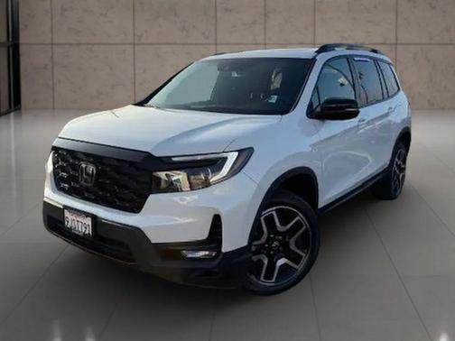2023 Honda Passport AWD Elite