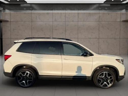 2023 Honda Passport AWD Elite
