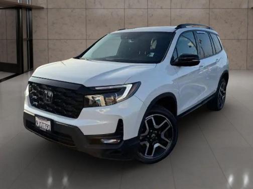 2023 Honda Passport AWD Elite