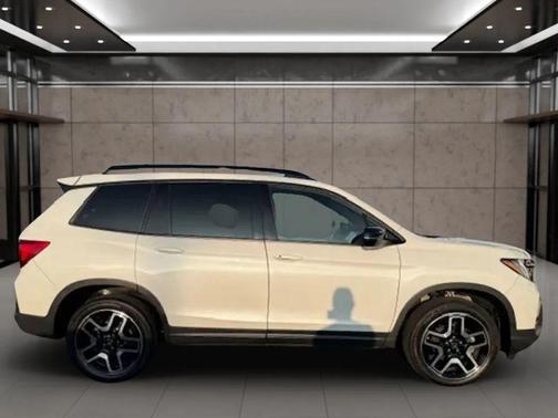 2023 Honda Passport AWD Elite