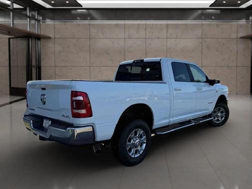 2024 RAM 2500 Laramie Crew Cab 4x4 6'4' Box