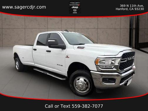 2023 RAM 3500 Big Horn Crew Cab 4x4 8' Box