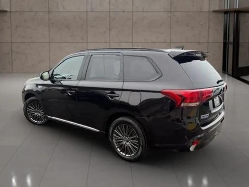 2021 Mitsubishi Outlander PHEV 
