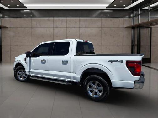 Oxford White 2024 Ford F-150 XLT