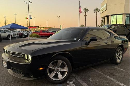 2019 Dodge Challenger SXT