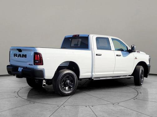 2025 RAM 2500 Tradesman Crew Cab 4x4 6'4' Box