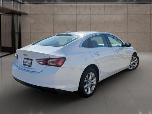 Summit White 2020 Chevrolet Malibu FWD LT