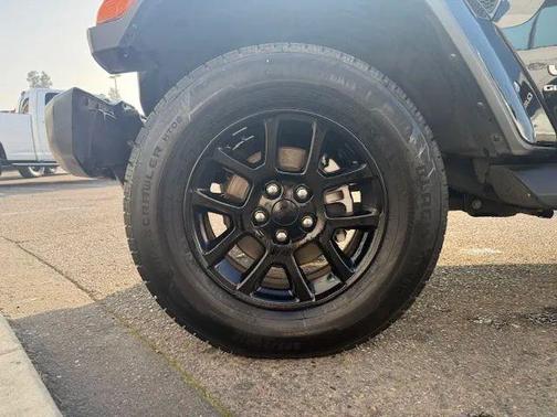 2023 Jeep Gladiator Overland