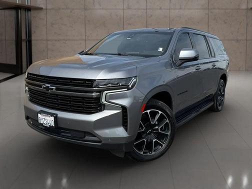 2022 Chevrolet Suburban RST