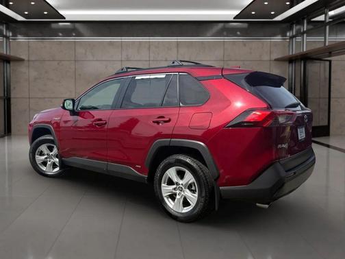 Ruby Flare Pearl 2021 Toyota RAV4 Hybrid XLE