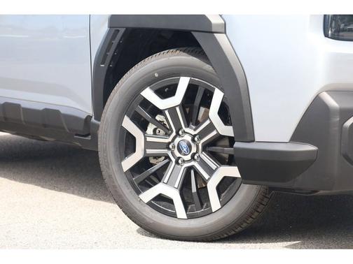 Ice Silver Metallic 2026 Subaru Outback Touring XT