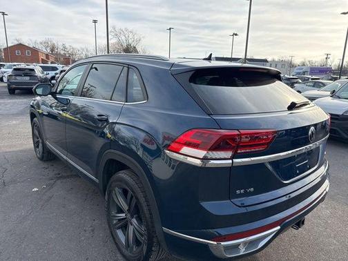 2021 Volkswagen Atlas Cross Sport 3.6L V6 SE w/Technology R-Line