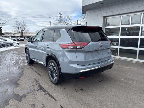 2024 Nissan Rogue Platinum