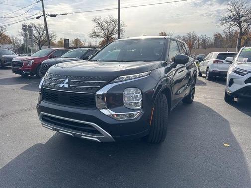 2024 Mitsubishi Outlander 
