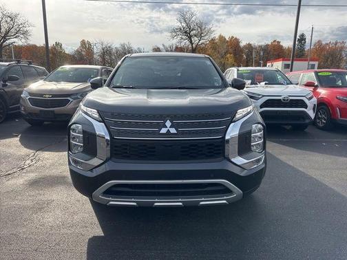 2024 Mitsubishi Outlander 