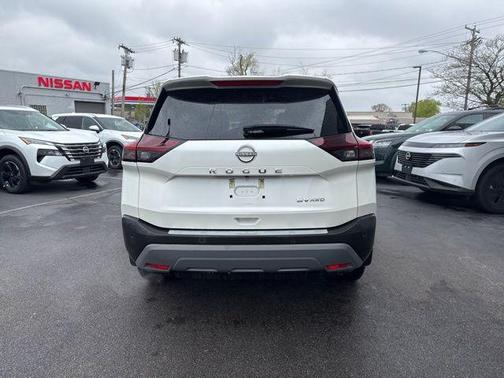 Pearl White Tricoat 2023 Nissan Rogue SV