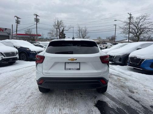 2024 Chevrolet Trax LS