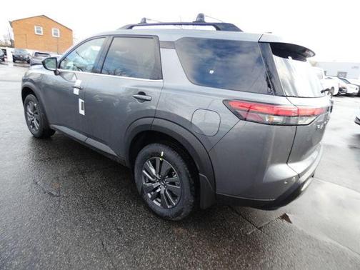 Gun Metallic 2026 Nissan Pathfinder SV