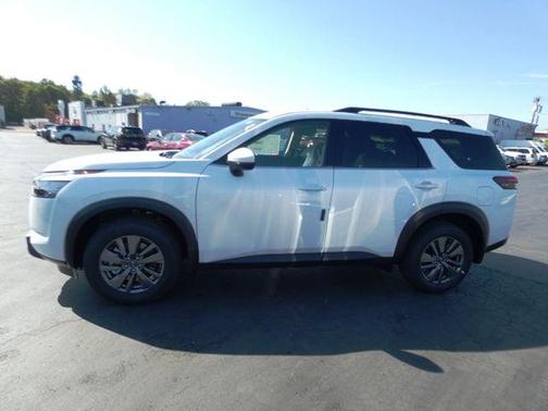 2025 Nissan Pathfinder SV 4WD
