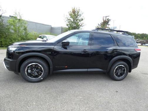 2025 Nissan Pathfinder Rock Creek 4WD