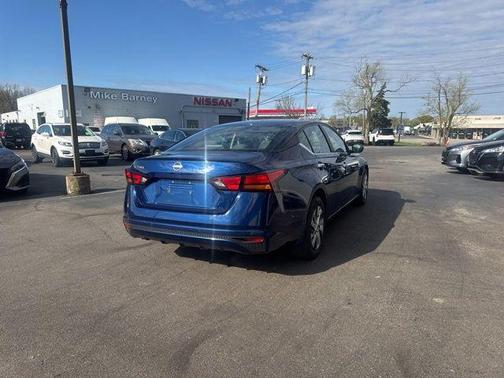 Deep Blue Pearl 2023 Nissan Altima S FWD