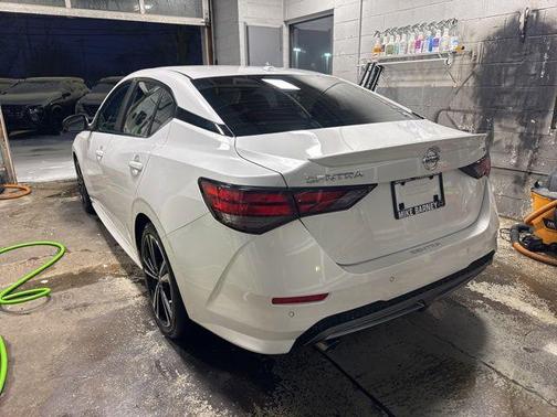 2022 Nissan Sentra SR