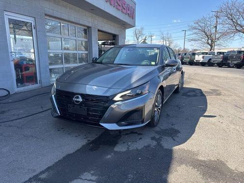 Gun Metallic 2023 Nissan Altima 2.5 SV