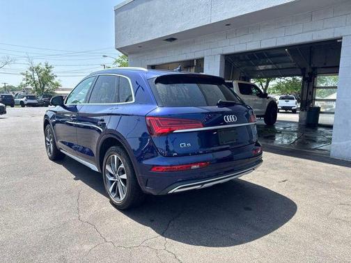 Blue Metallic 2021 Audi Q5 45 Premium Plus