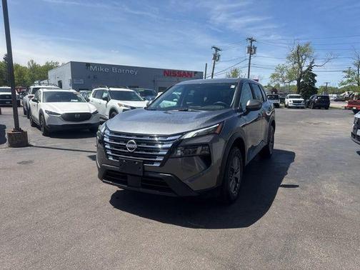 Gun Metallic 2026 Nissan Rogue SV