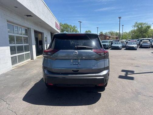 Gun Metallic 2026 Nissan Rogue SV