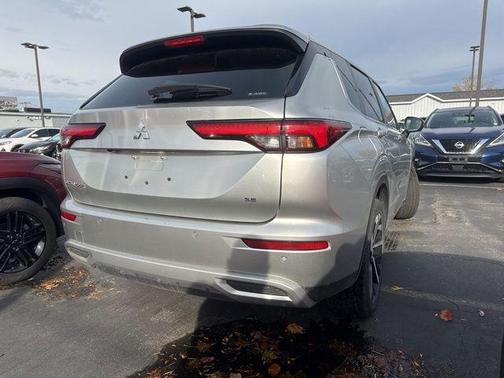 2024 Mitsubishi Outlander 