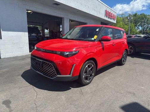 Inferno Red 2023 Kia Soul EX