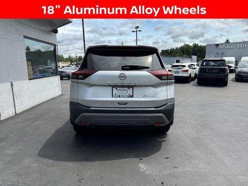 2022 Nissan Rogue SV