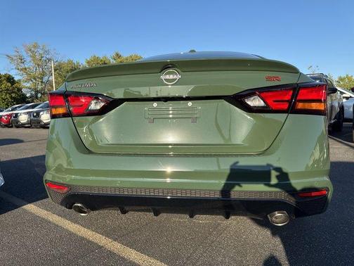 2025 Nissan Altima SR FWD