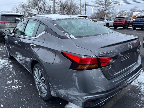 2025 Nissan Altima 2.5 SL